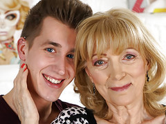 Find-Best-Pantyhose.com presents: Old lady magdi is in love with this young dick