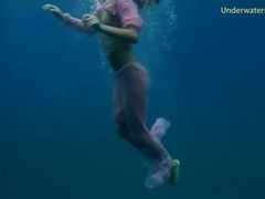 Find-Best-Pantyhose.com presents: Half naked girls swim in the ocean