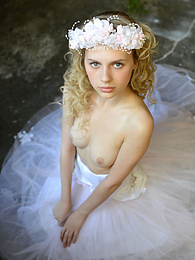 Find-Best-Pantyhose.com presents: Nothing celebrates a wedding more than the bride herself stripping out of her sexy clothes to show off her hot pussy.